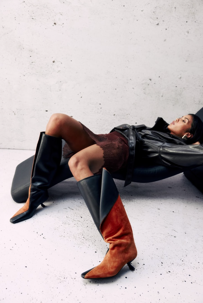 Alter boots in black with ginger velour