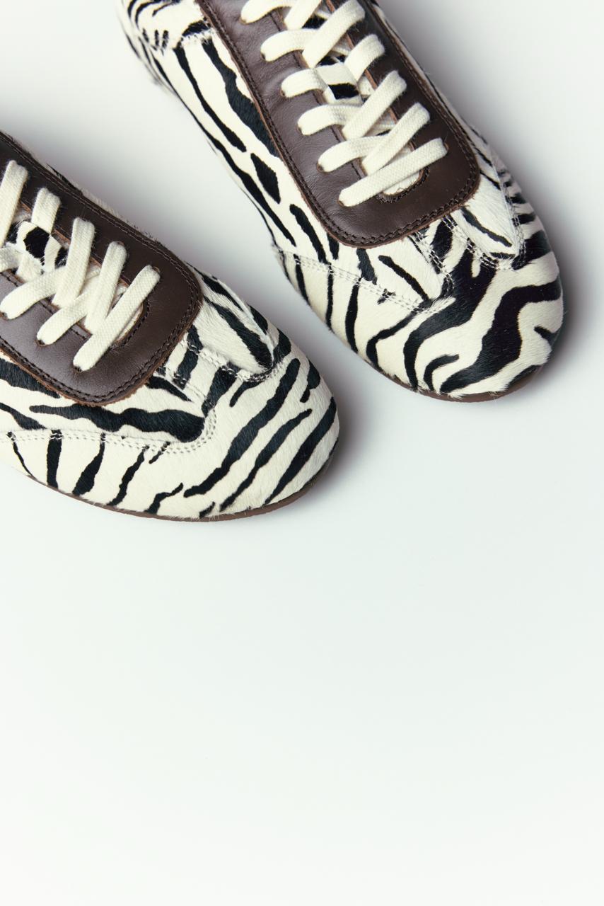 Кросівки Side A: ZEBRA