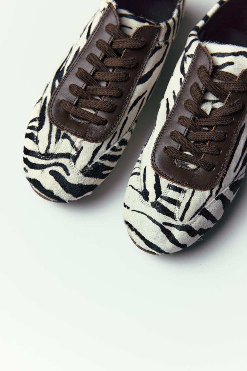 Кросівки Side A: ZEBRA