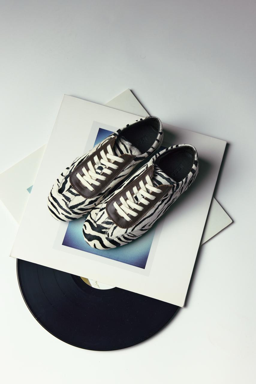 Кросівки Side A: ZEBRA