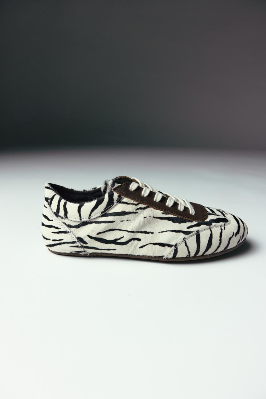 Кросівки Side A: ZEBRA